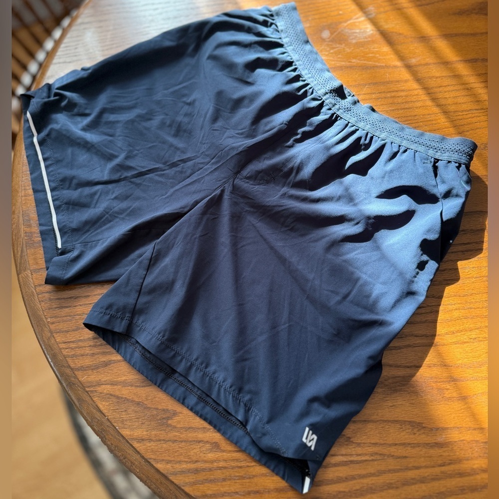 VRST Blue 7" shorts, medium